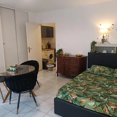 Apartman Harry Garden